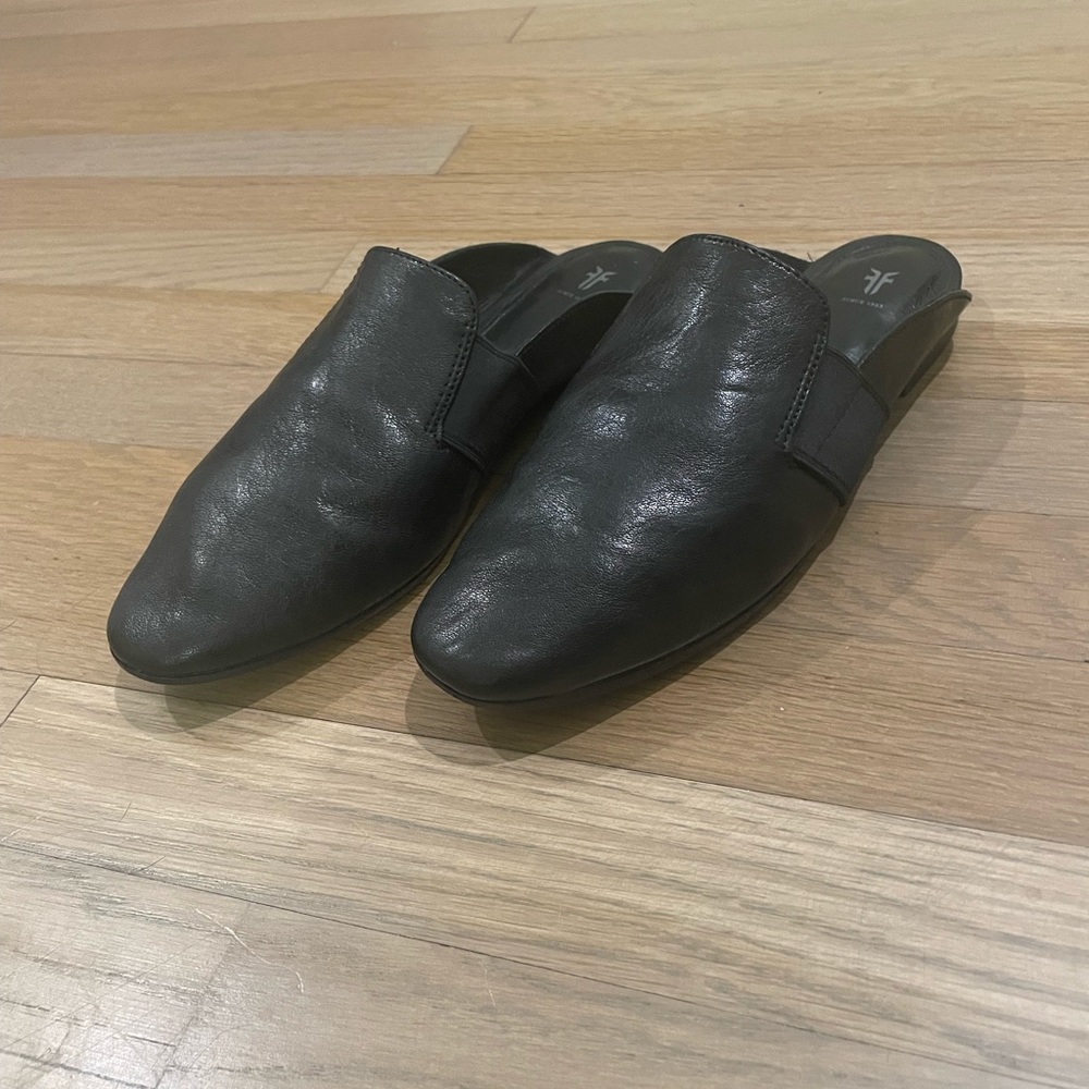 Frye black leather mules
